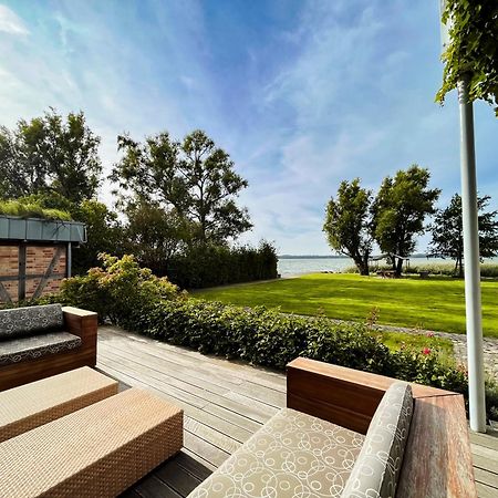 Peeneblick - Traumhaus In Exklusiver Direktlage Am Wasser Mit Eigenem Bootssteg Fuer 8 Personen Rankwitz Exterior foto